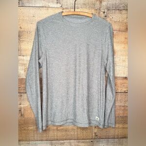 Vuori Mens Long Sleeve Strato Tech Tee Size S Gray Performance